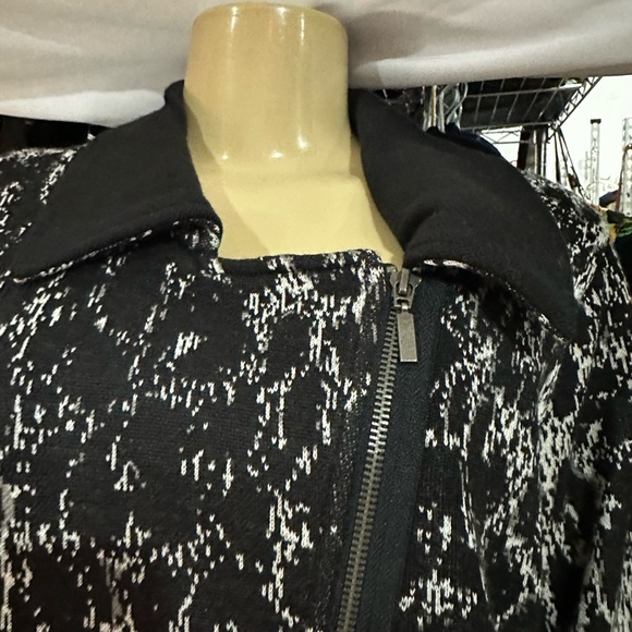 chico’s size 3 sweater dress. animal print or jacket - Picture 12 of 16